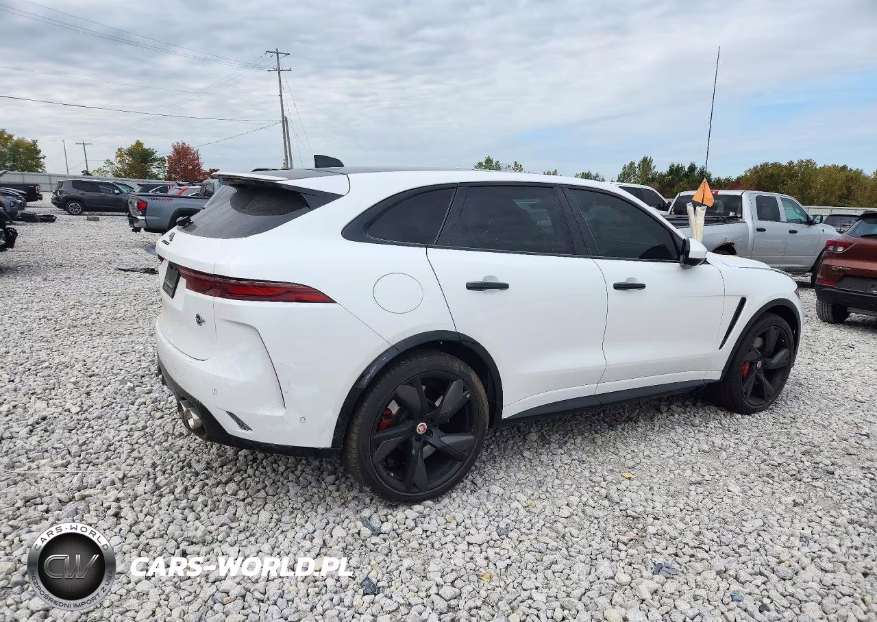 2023 Jaguar F-Pace Svr VIN:SADCZ2EE1PA704350 - 3