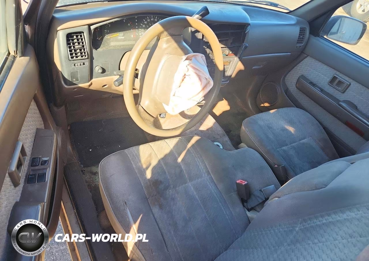 1996 Toyota Tacoma Base VIN:4TAVL52N6TZ123185 - 8