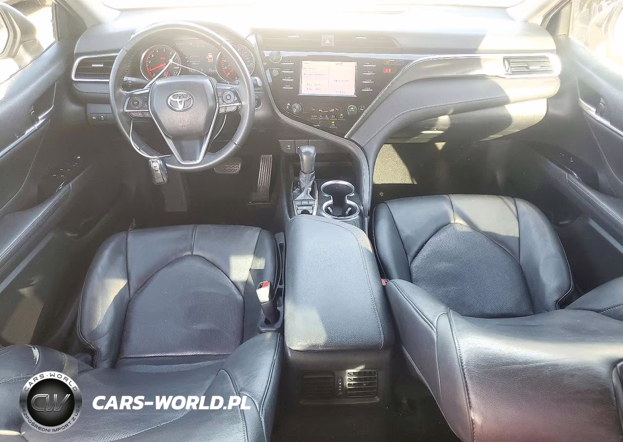 2018 Toyota Camry Xse VIN:4T1B61HK4JU030238 - 8