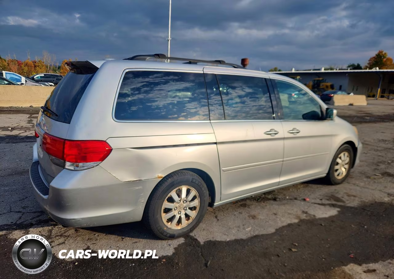 2010 Honda Odyssey Exl VIN:5FNRL3H65AB056365 - 3