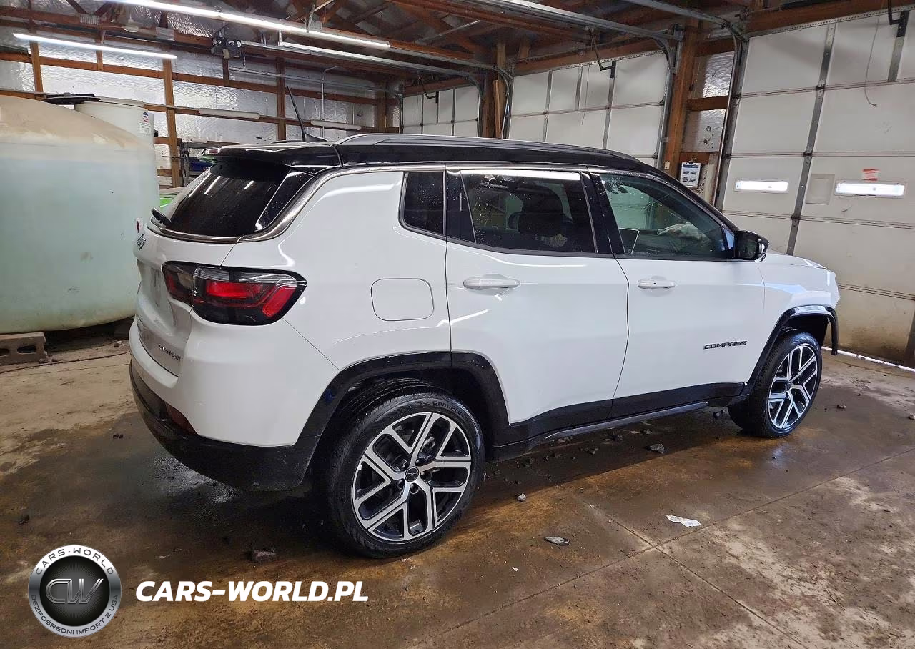 2025 Jeep Compass Limited VIN:3C4NJDCN0ST604302 - 3