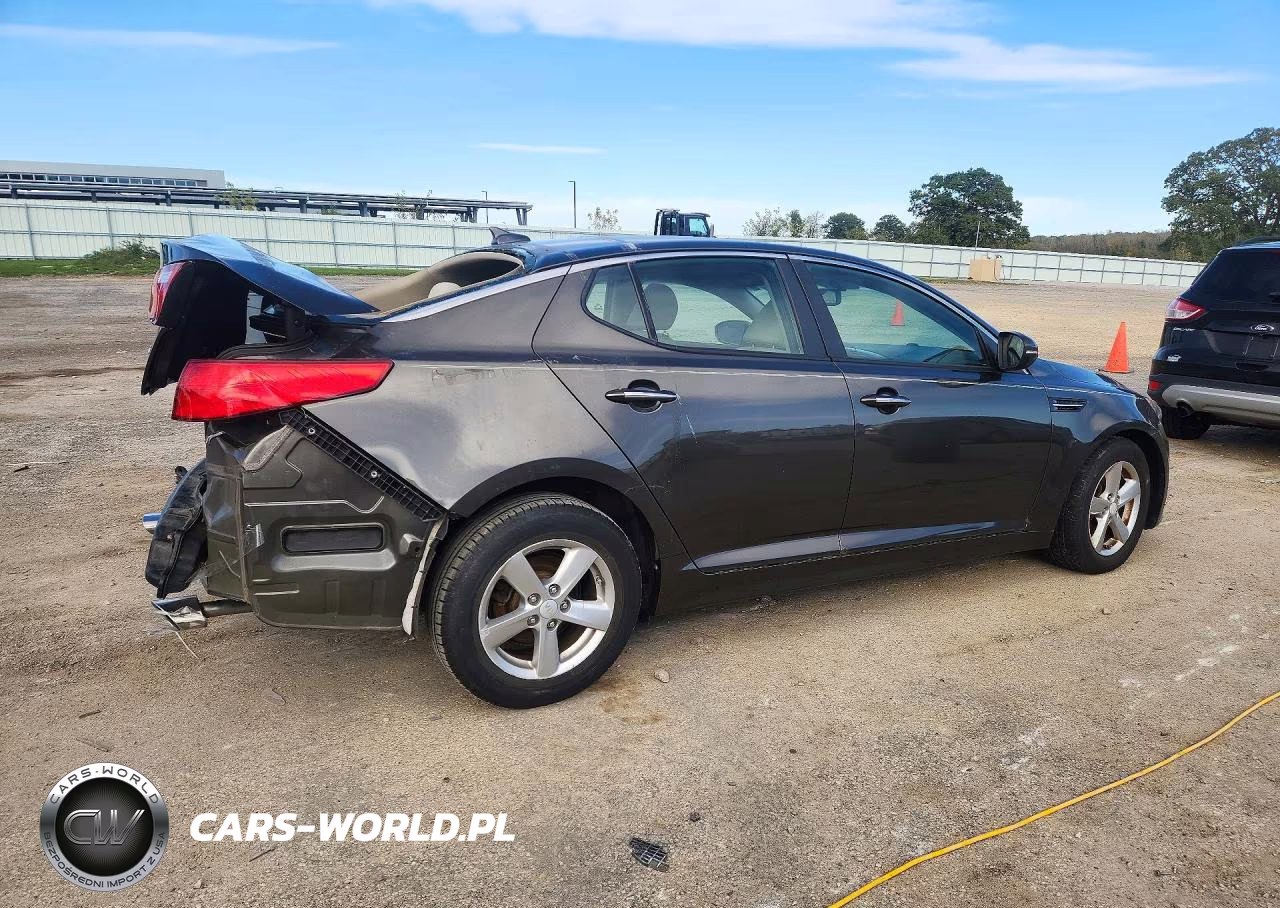 2014 Kia Optima Lx VIN:5XXGM4A79EG334684 - 3