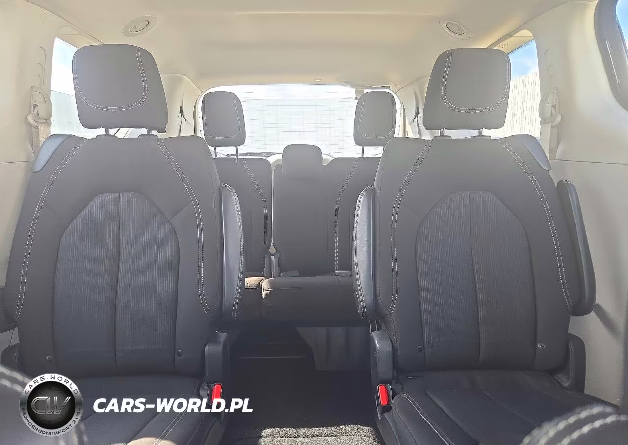 2024 Chrysler Voyager Lx VIN:2C4RC1CG1RR186311 - 10