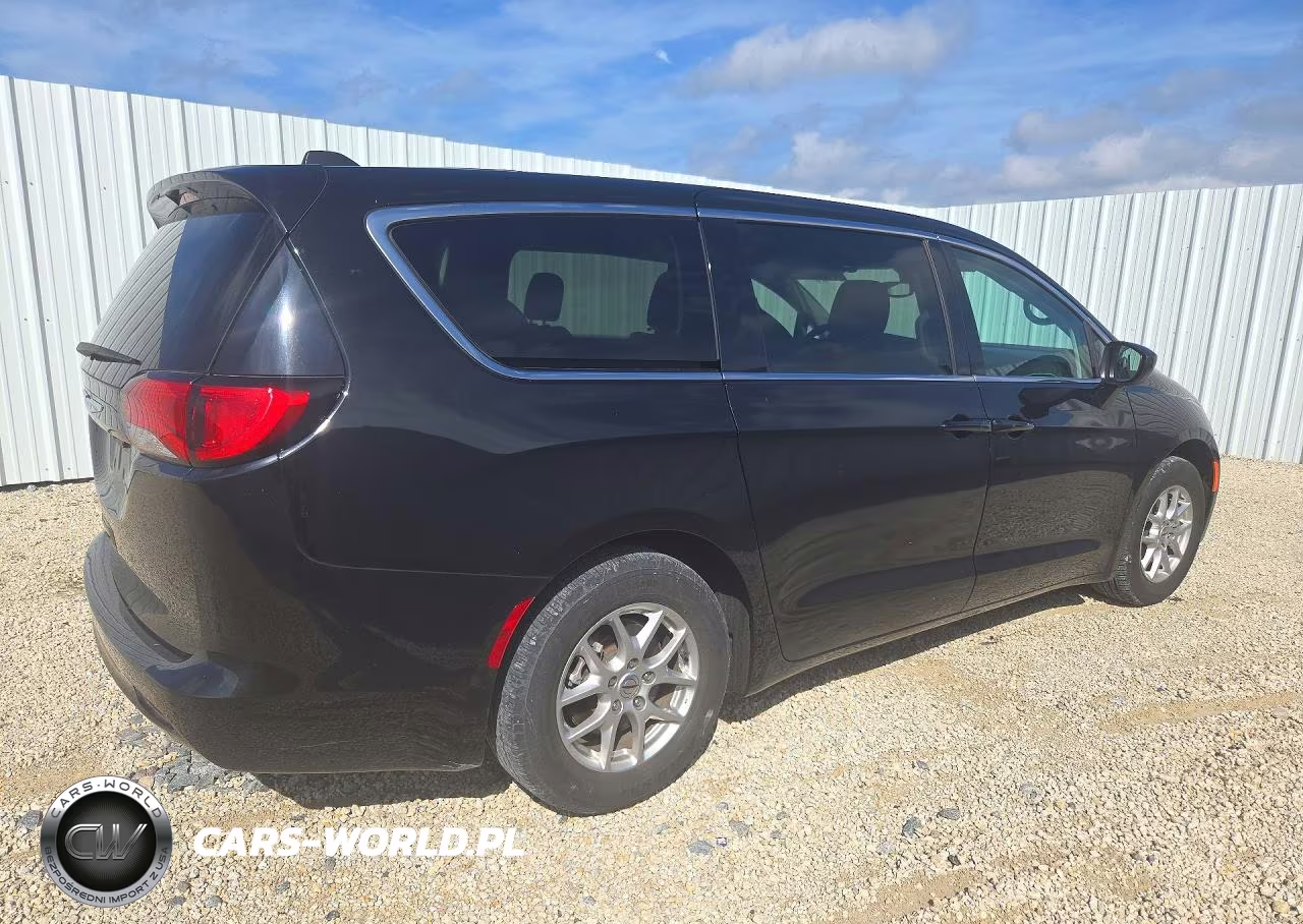 2024 Chrysler Voyager Lx VIN:2C4RC1CG1RR186311 - 3