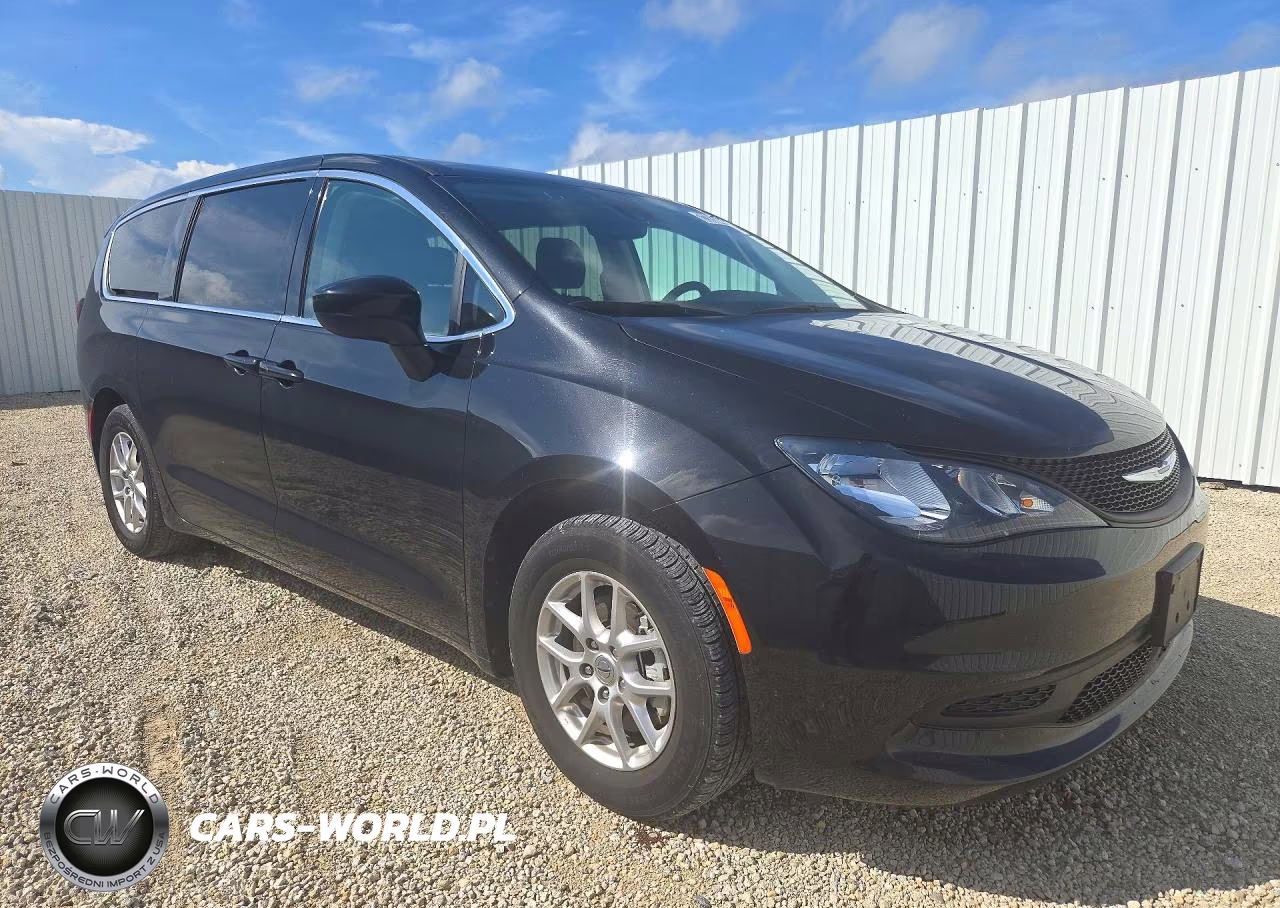 2024 Chrysler Voyager Lx VIN:2C4RC1CG1RR186311 - 4