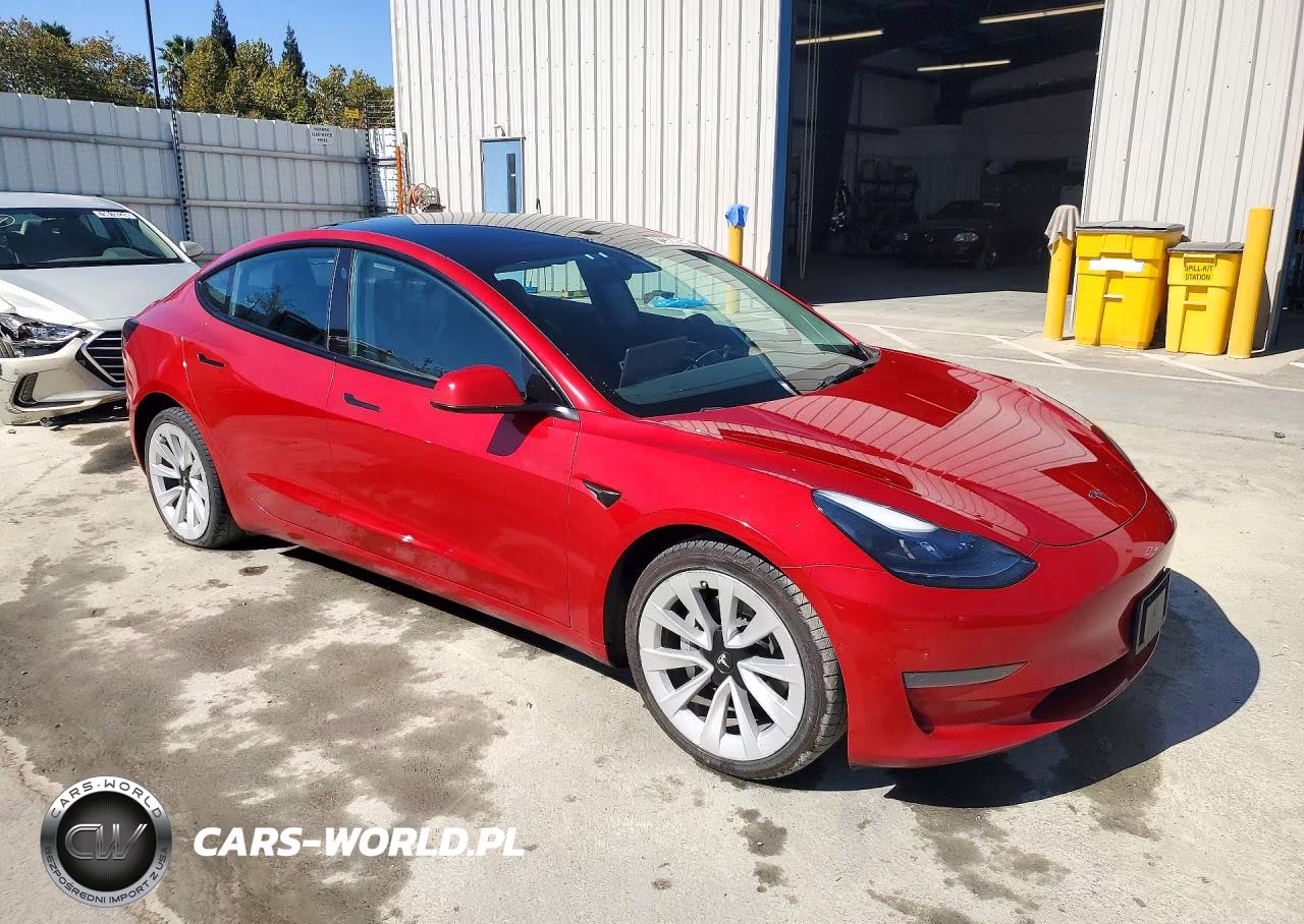 2022 Tesla Model 3 VIN:5YJ3E1EAXNF303978 - 4