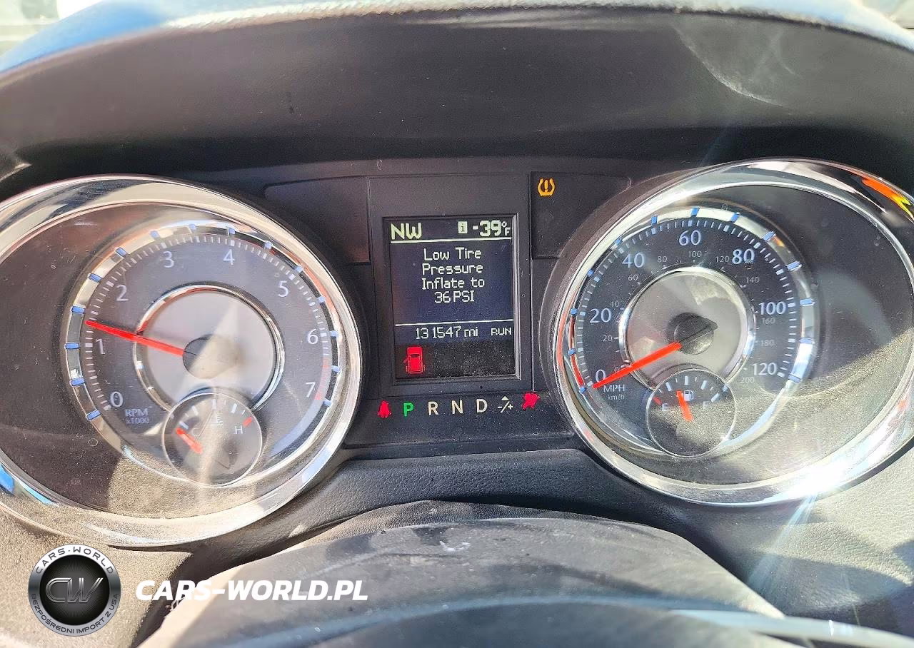 2015 Chrysler Town & Country Touring VIN:2C4RC1BG3FR545719 - 9