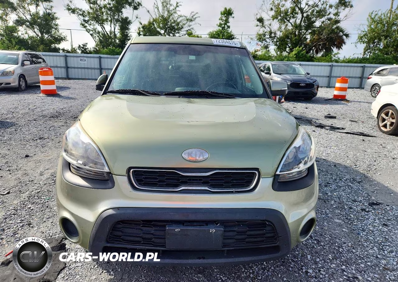 2013 Kia Soul + VIN:KNDJT2A62D7598437 - 5