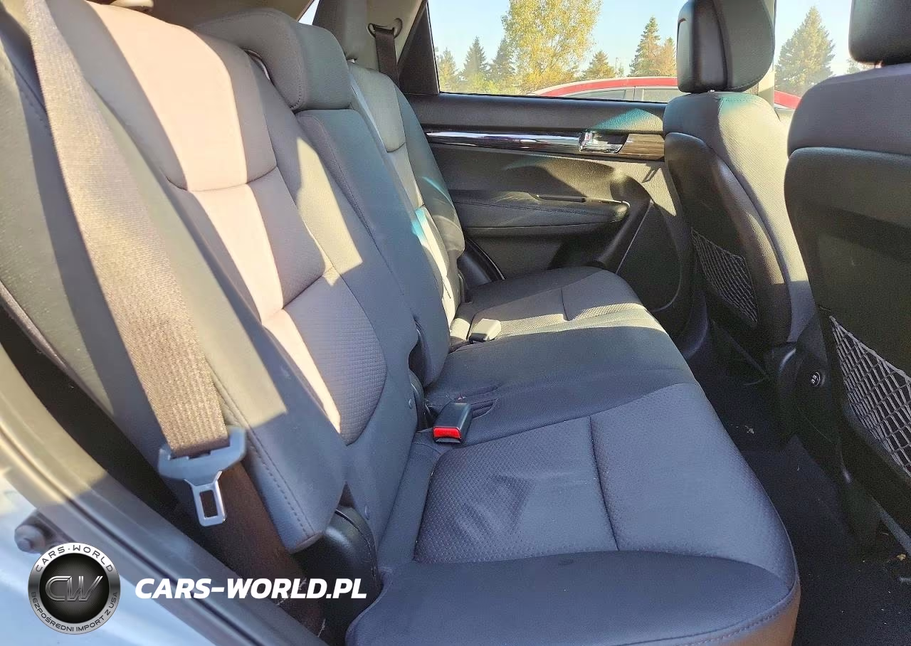 2013 Kia Sorento Lx VIN:5XYKT4A61DG405861 - 11