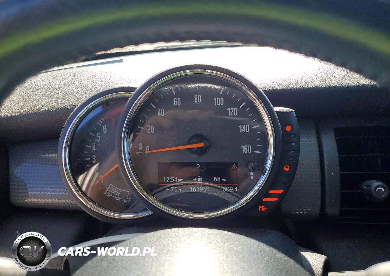 2015 Mini Cooper VIN:WMWXS5C57FT832615 - 9