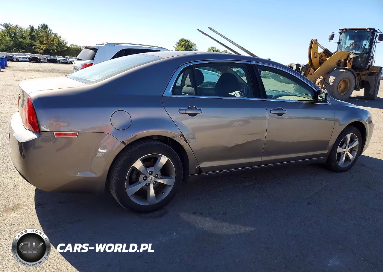 2011 Chevrolet Malibu 1Lt VIN:1G1ZC5E1XBF362441 - 3
