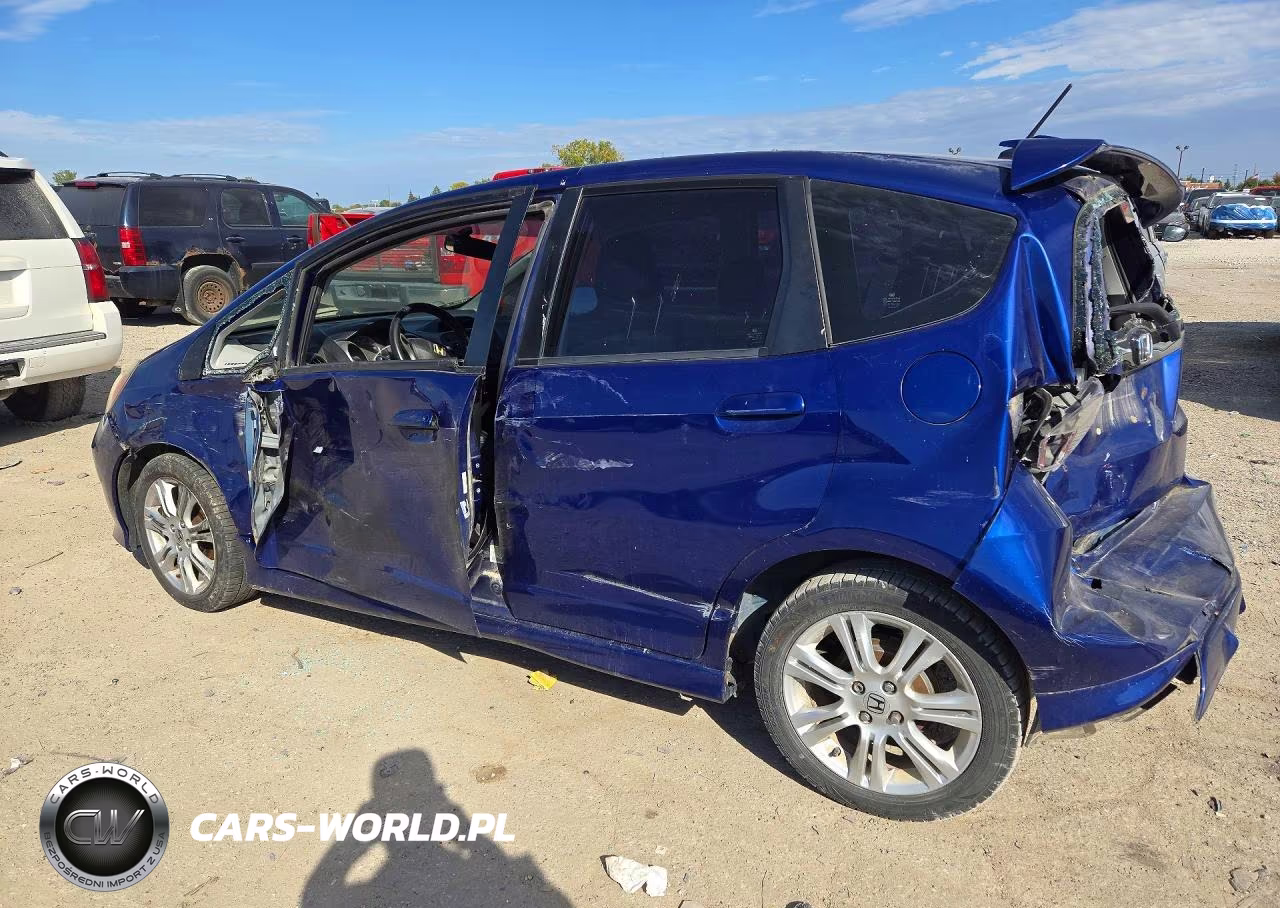 2010 Honda Fit Sport VIN:JHMGE8G43AS027737 - 2