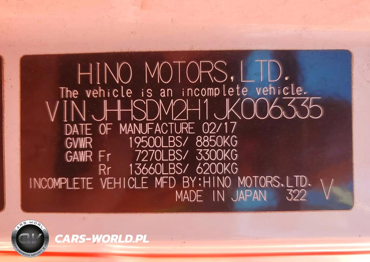 2018 Hino 195 Box Truck VIN:JHHSDM2H1JK006335 - 13
