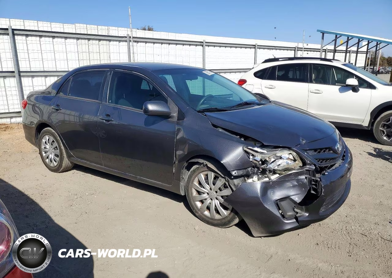 2012 Toyota Corolla Le VIN:2T1BU4EE7CC812172 - 4