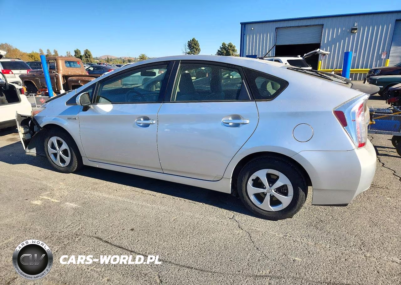 2012 Toyota Prius Two VIN:JTDKN3DU7C5455427 - 2