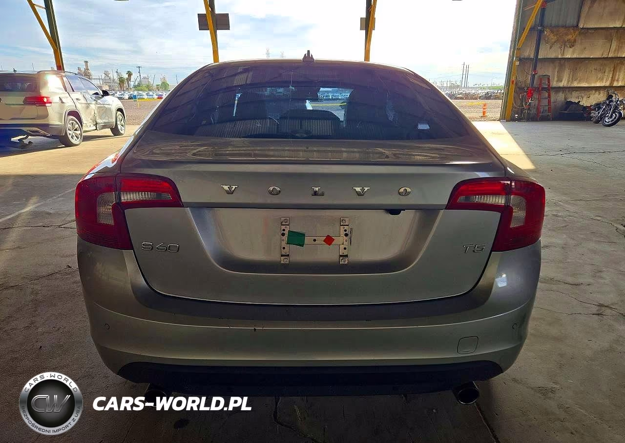 2013 Volvo S60 T5 VIN:YV1612FS9D2176500 - 6