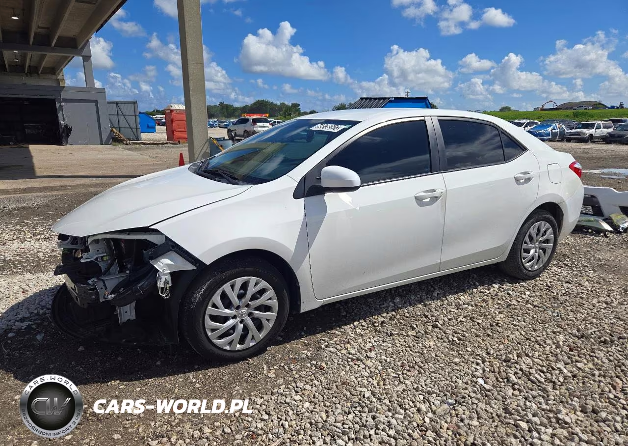 2016 Toyota Corolla Le VIN:2T1BURHE7GC690802 - 1