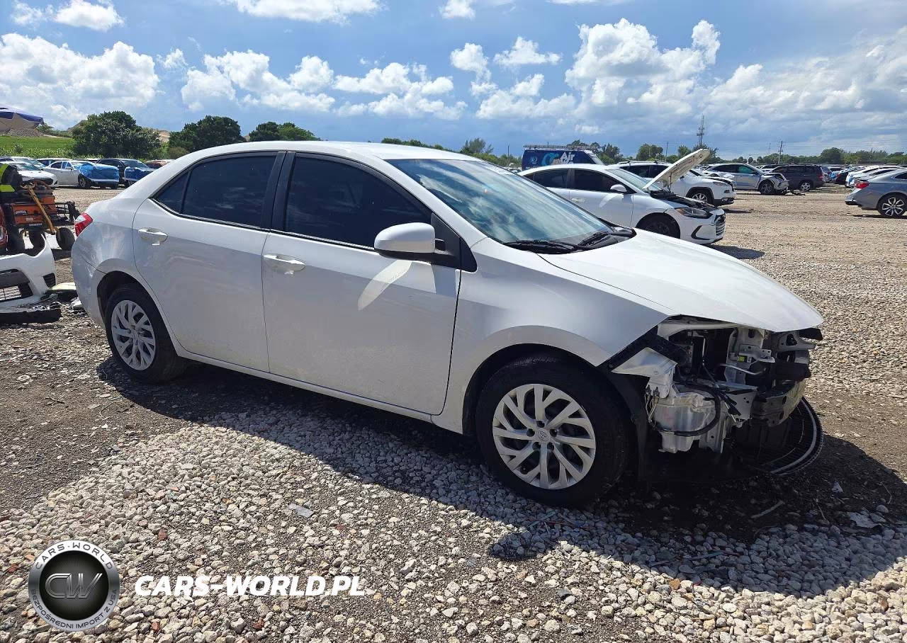2016 Toyota Corolla Le VIN:2T1BURHE7GC690802 - 4