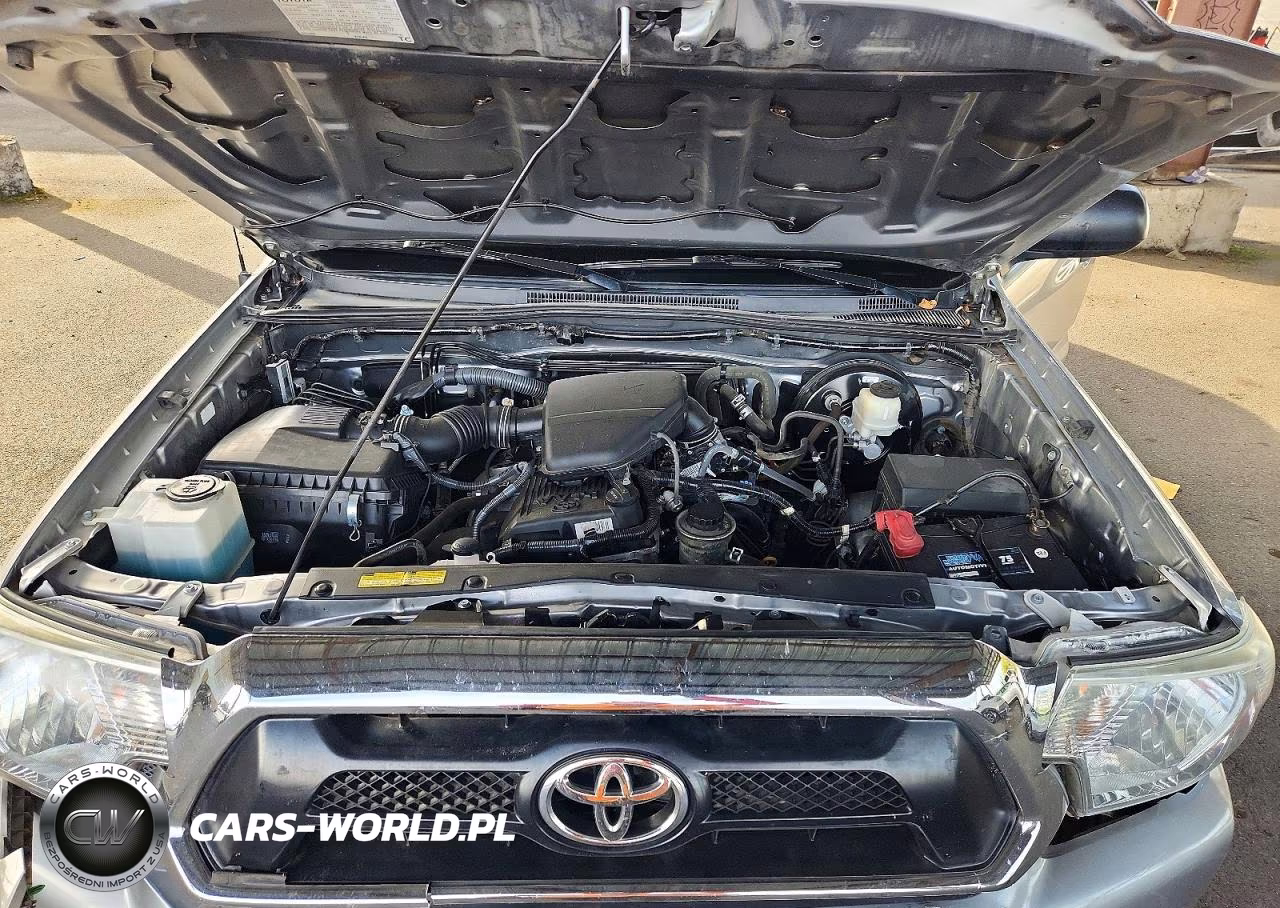 2015 Toyota Tacoma Base VIN:5TFTX4CN3FX062404 - 11