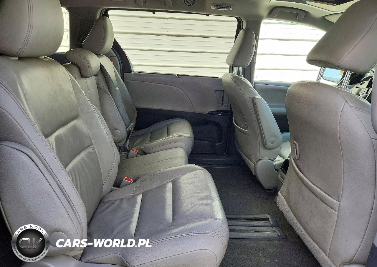 2015 Toyota Sienna Xle 8-Passenger VIN:5TDYK3DCXFS627684 - 11