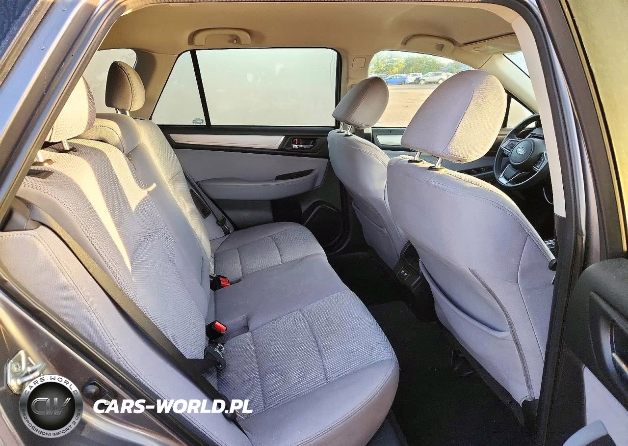 2019 Subaru Outback 2.5I Premium VIN:4S4BSAFC4K3324169 - 10