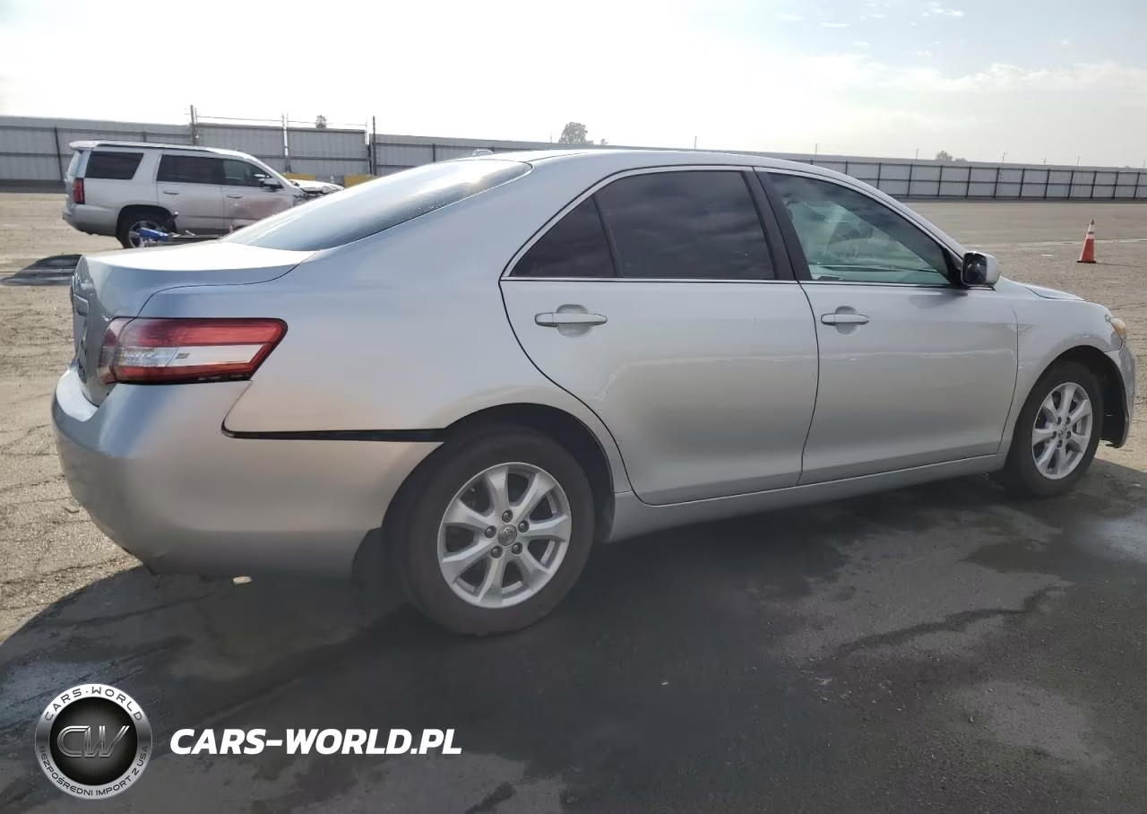 2011 Toyota Camry Base VIN:4T1BF3EK2BU619208 - 3