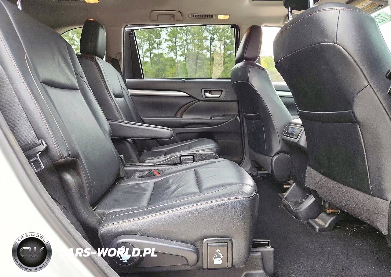 2018 Toyota Highlander Xle VIN:5TDJZRFH7JS535501 - 11