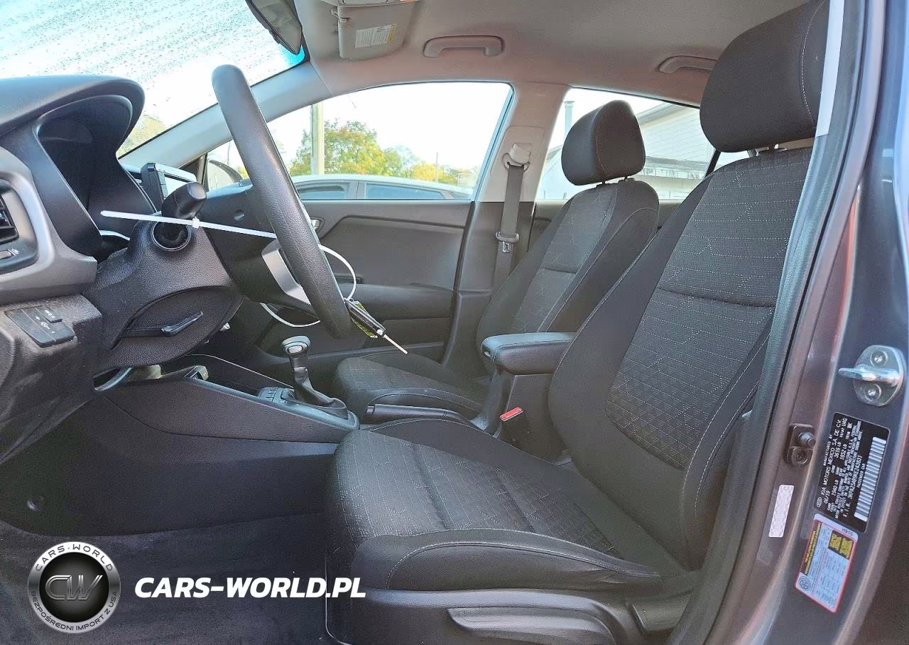 2019 Kia Rio S VIN:3KPA25AB9KE243831 - 7
