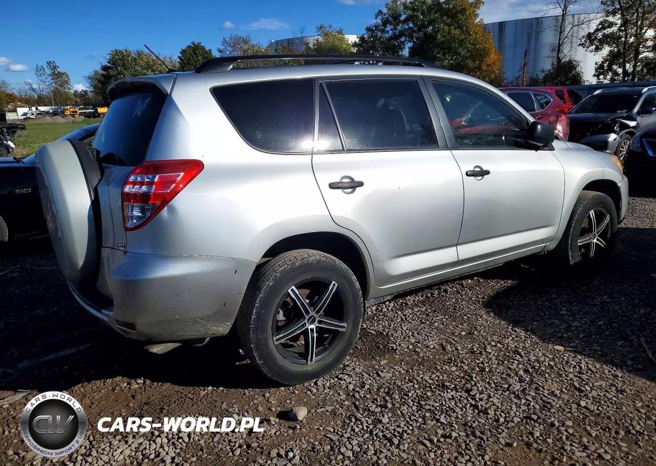 2010 Toyota Rav4 Base VIN:JTMBF4DV1AD021907 - 3