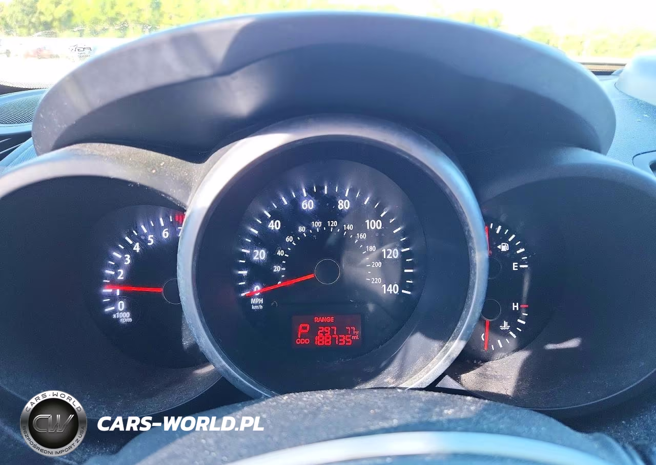 2013 Kia Soul + VIN:KNDJT2A66D7504771 - 9