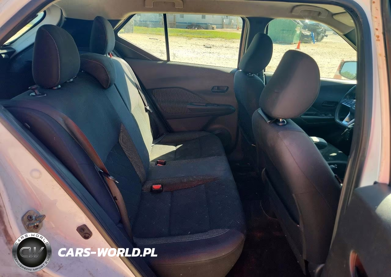 2019 Nissan Kicks S VIN:3N1CP5CU4KL518965 - 10