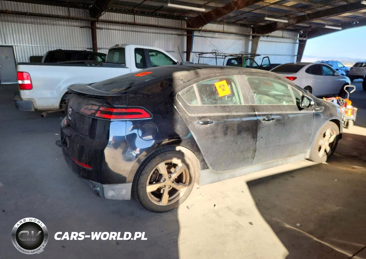 2015 Chevrolet Volt VIN:1G1RD6E43FU124736 - 3