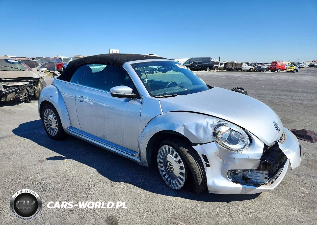 2016 Volkswagen Beetle S-Se VIN:3VW517ATXGM805318 - 4