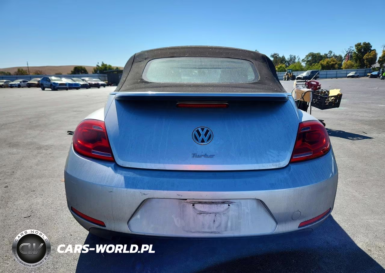 2016 Volkswagen Beetle S-Se VIN:3VW517ATXGM805318 - 6