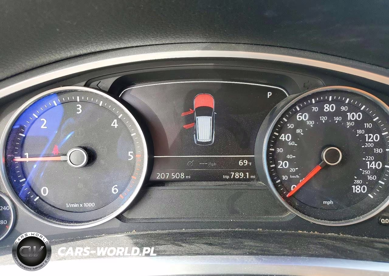 2012 Volkswagen Touareg V6 Tdi VIN:WVGEK9BP1CD008566 - 9