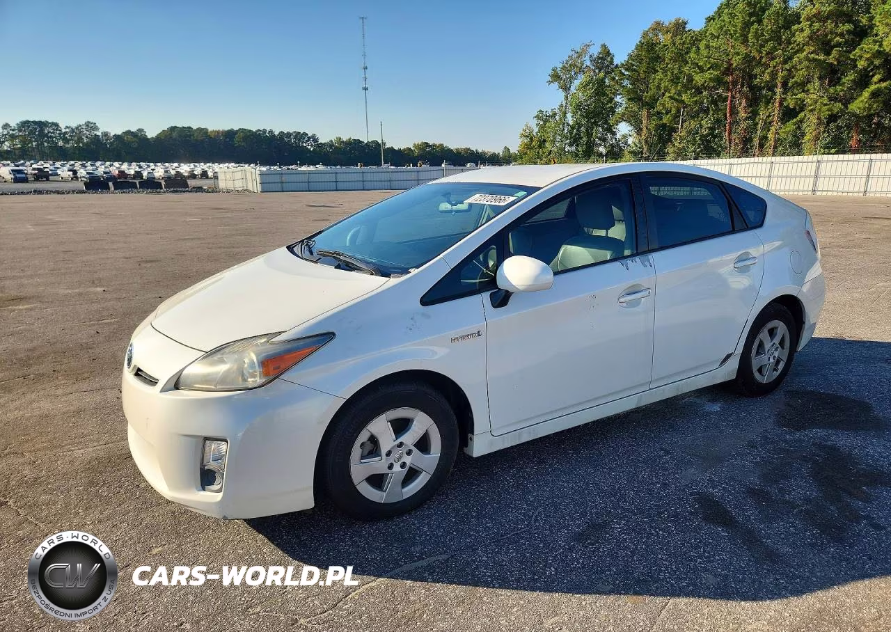 2010 Toyota Prius 4D Hatchback – zdjęcie 1 z 12