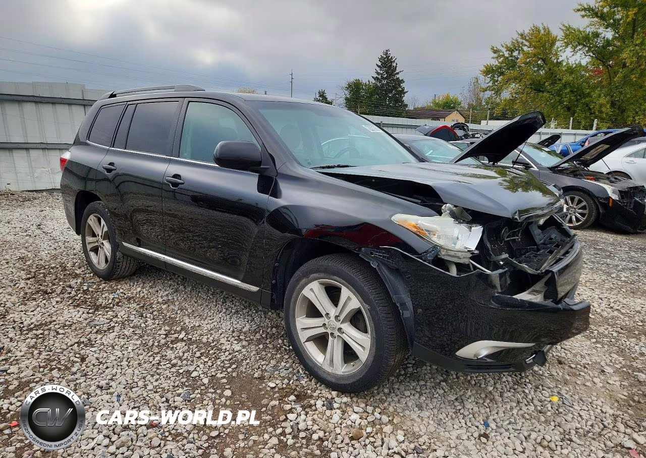2013 Toyota Highlander Se VIN:5TDZK3EH0DS133264 - 4