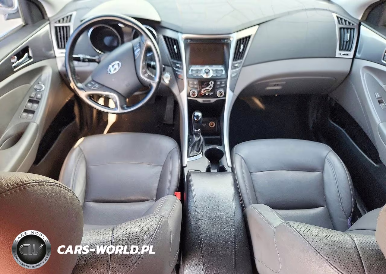 2013 Hyundai Sonata Hybrid VIN:KMHEC4A4XDA092977 - 8