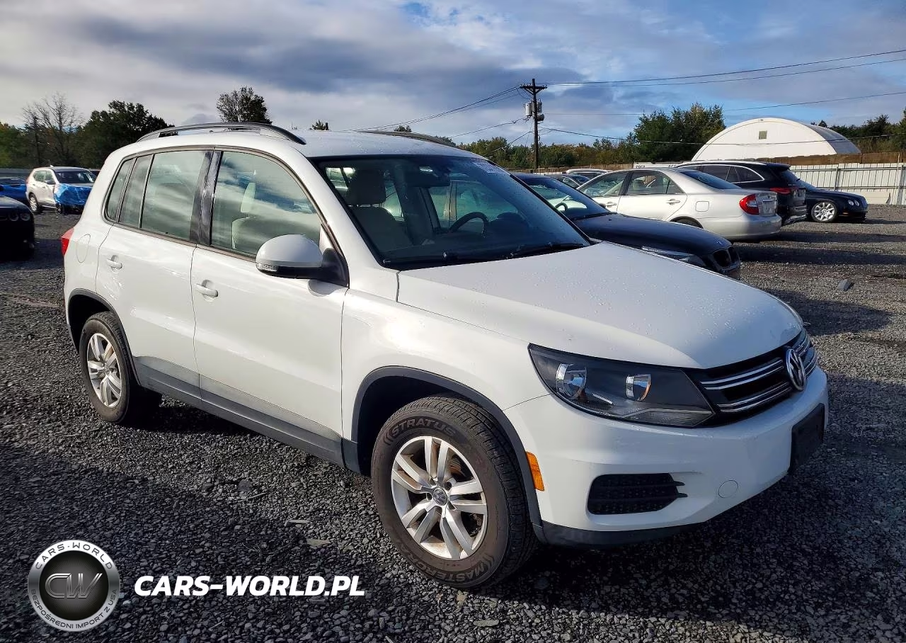 2017 Volkswagen Tiguan S VIN:WVGBV7AX1HK040470 - 4