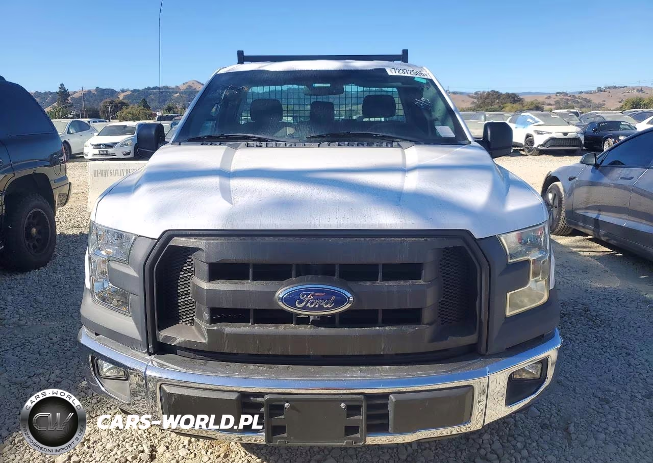 2016 Ford F150 VIN:1FTMF1CF3GKF57036 - 5
