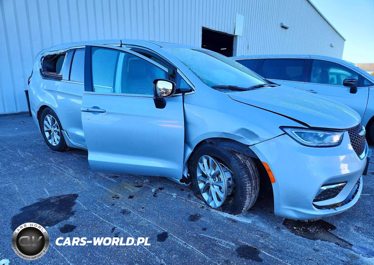2026 Chrysler Pacifica Limited VIN:2C4RC1GG9TR262827 - 4