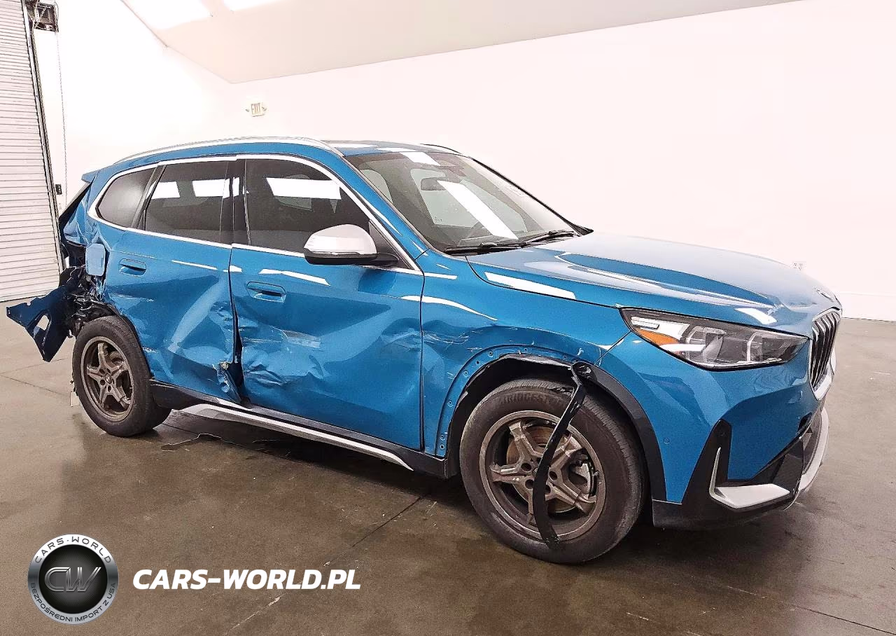 2023 BMW X1 xDrive28I VIN:WBX73EF0XP5Y16448 - 4