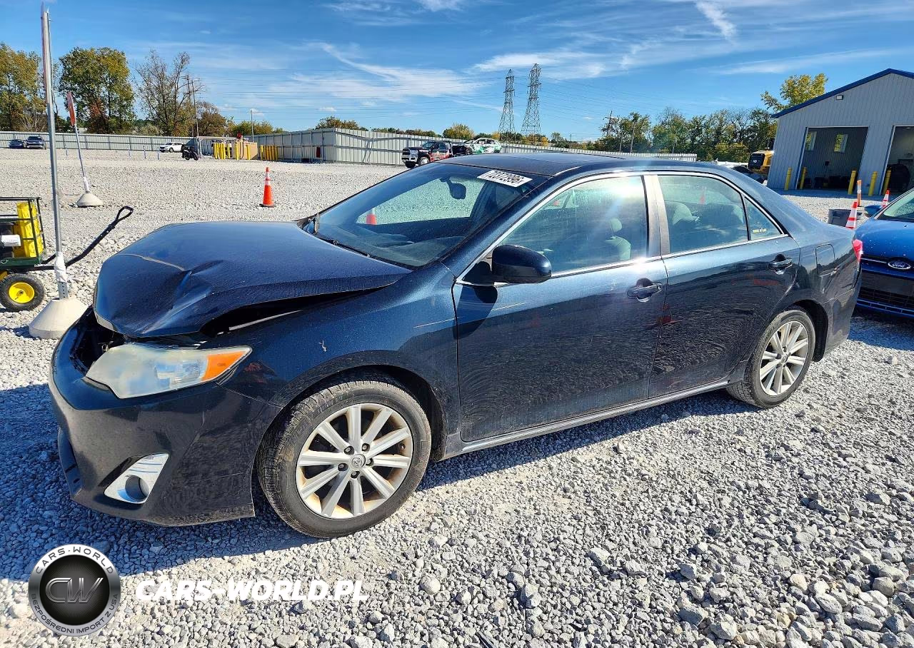 2013 Toyota Camry Xle – zdjęcie 1 z 12
