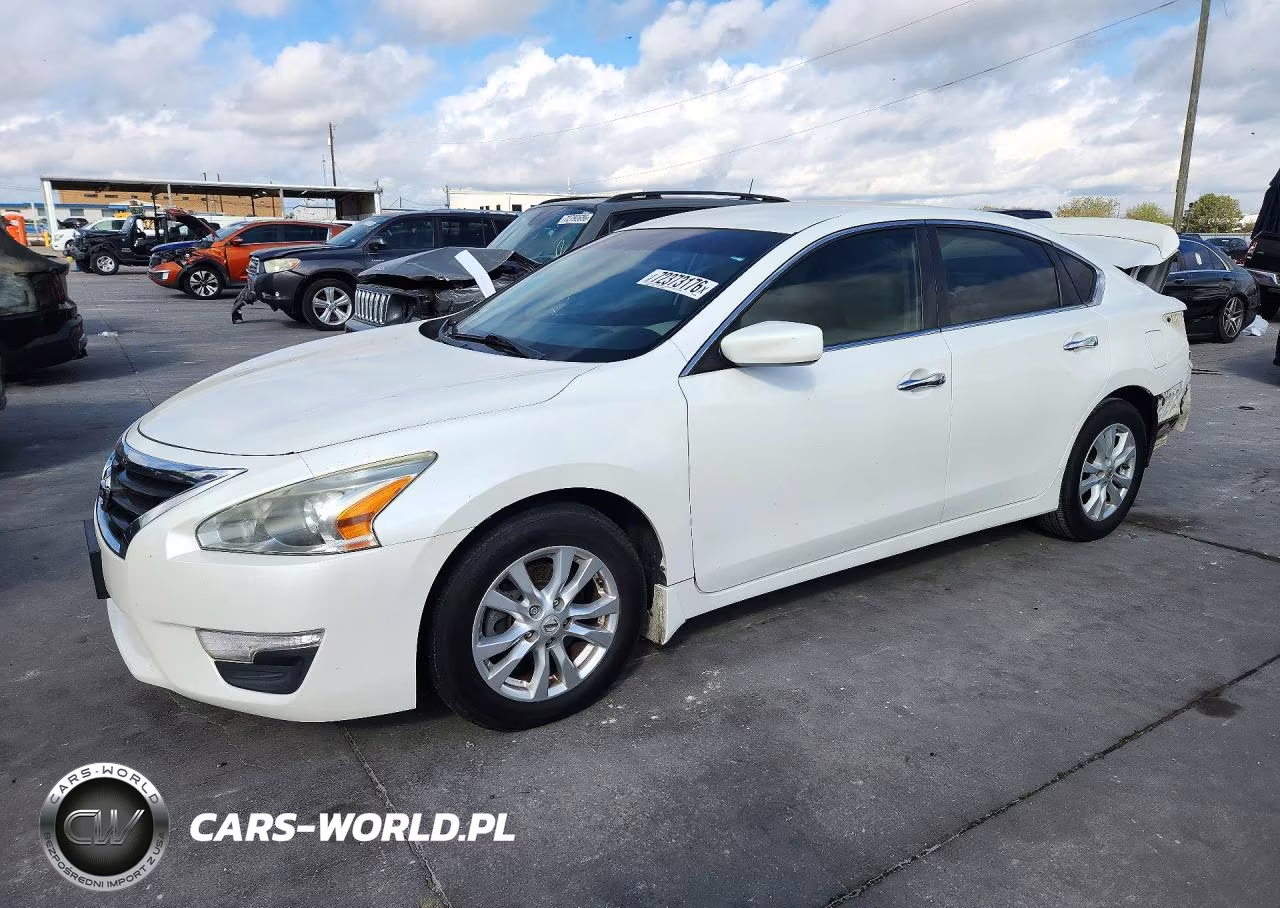 2015 Nissan Altima 2.5 S – zdjęcie 1 z 12