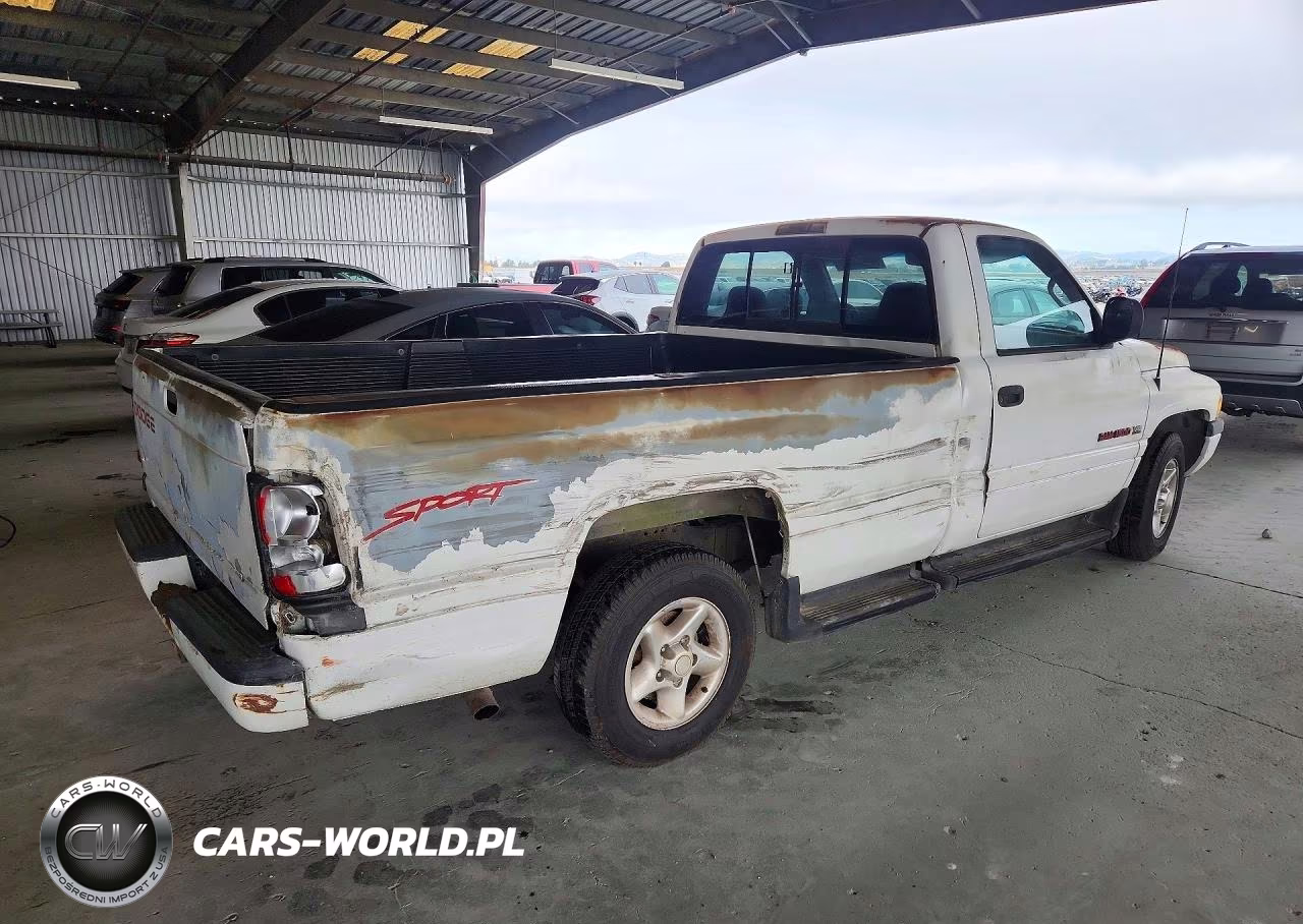 1998 Dodge Ram 1500 VIN:3B7HC16Y3WM202141 - 3