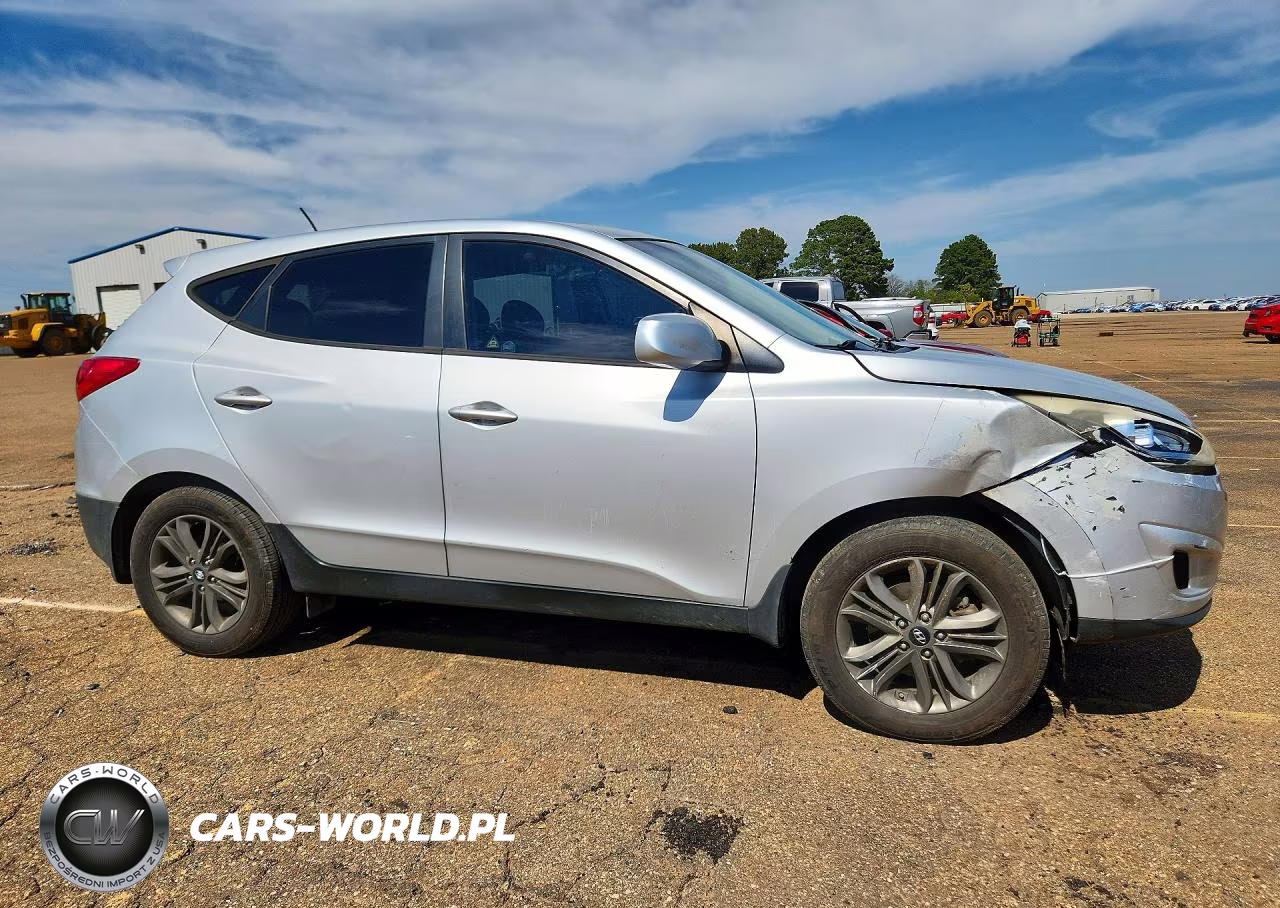 2014 Hyundai Tucson Gls VIN:KM8JT3AF1EU860727 - 4