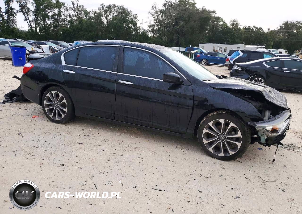 2015 Honda Accord Sport VIN:1HGCR2F52FA138323 - 4