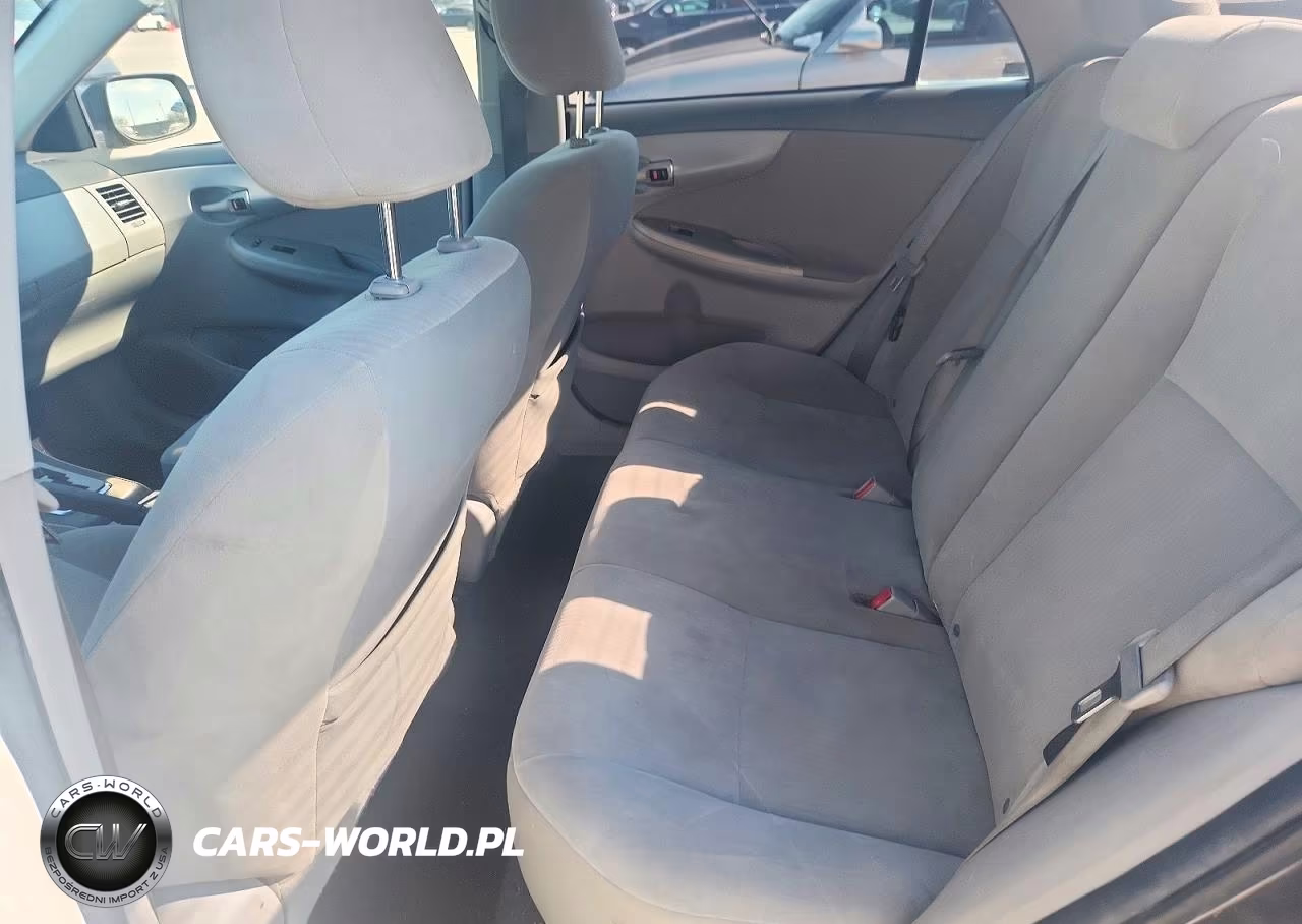 2010 Toyota Corolla Le VIN:2T1BU4EE7AC531700 - 10