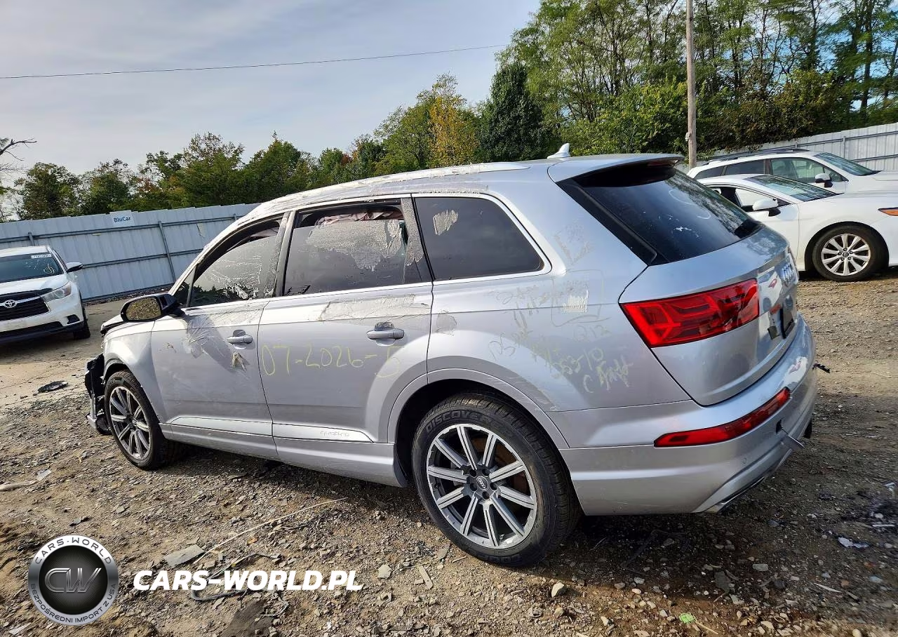 2019 Audi Q7 Premium Plus VIN:WA1LAAF70KD000817 - 2