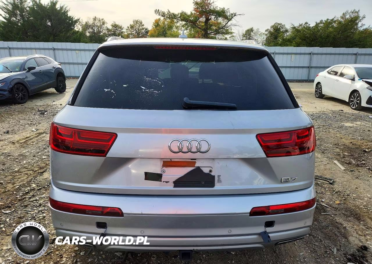 2019 Audi Q7 Premium Plus VIN:WA1LAAF70KD000817 - 6